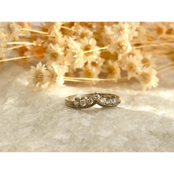 Stackable Chevron | V Shaped CZ 925 Sterling Silver Vintage Ring - sz 6.75 - Picture 5 of 11